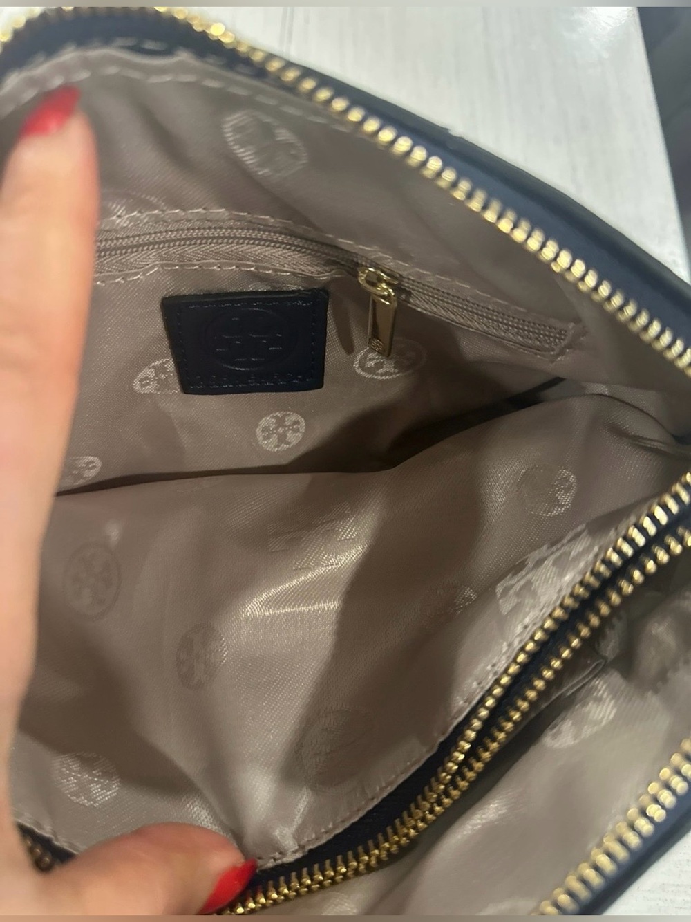 Shoulder bags - Picture 5 of 8